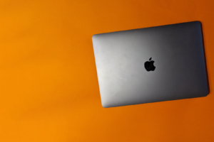 MacBook Air 2020 Review - Photograph