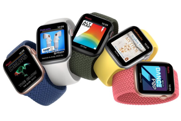 Lineup of Apple Watches