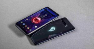 Front and back of ASUS ROG Phone 3