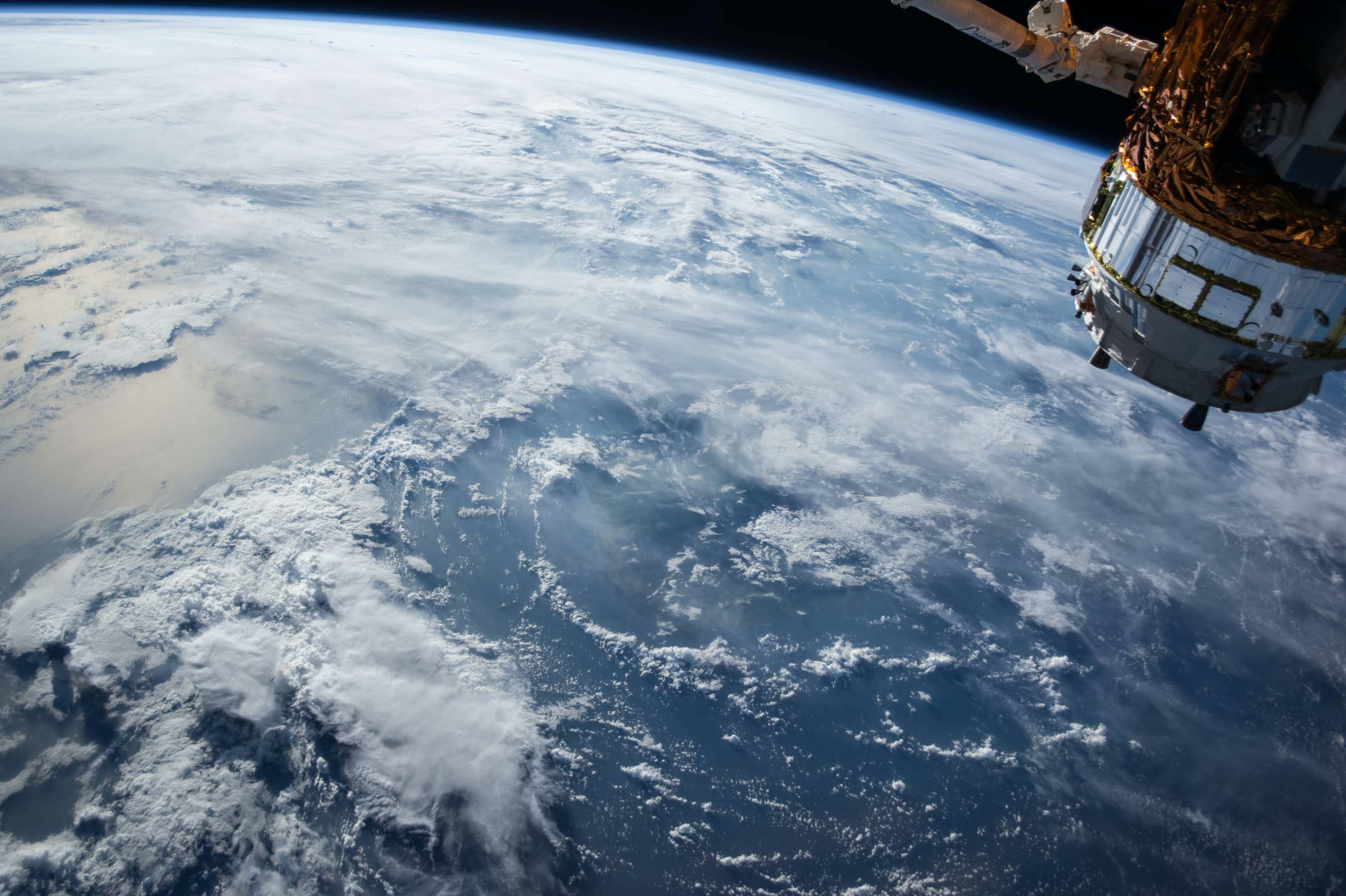 Starlink vs NBN satellite Skyhigh satellite wars