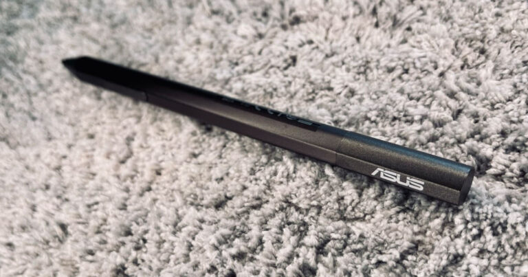 Photograph of ASUS ZenBook Flip 13 stylus