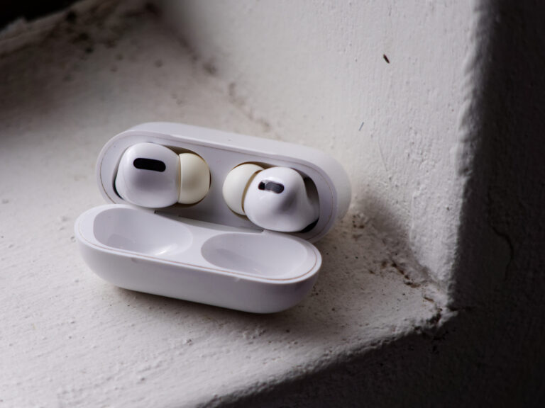AirPods Pro review image