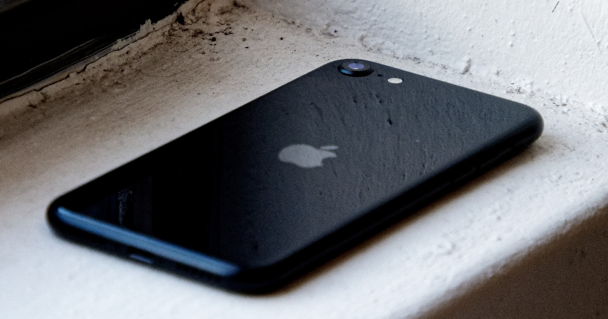 iPhone SE (2022) review: Stale looks, crisp performance
