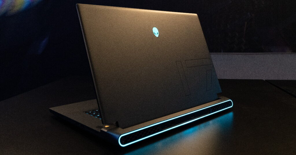 Alienware M17 R5