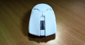 Razer Viper V2 Gaming Mouse Review Image