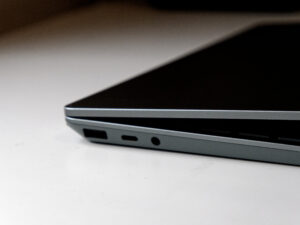 Surface Laptop Go 2 1-3