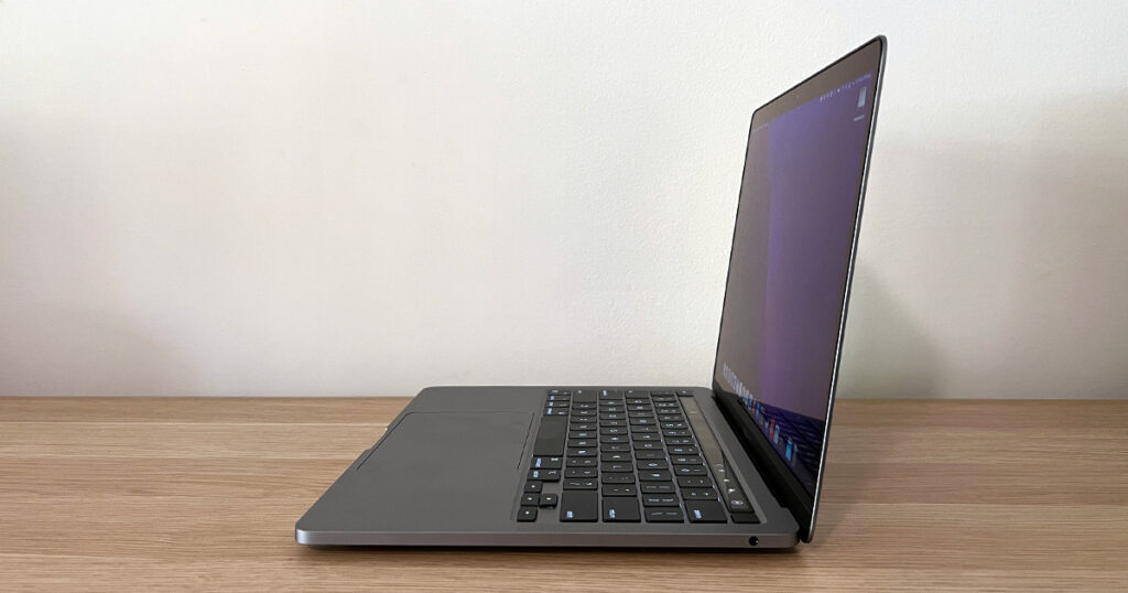 MacBook Pro M2 (2022)