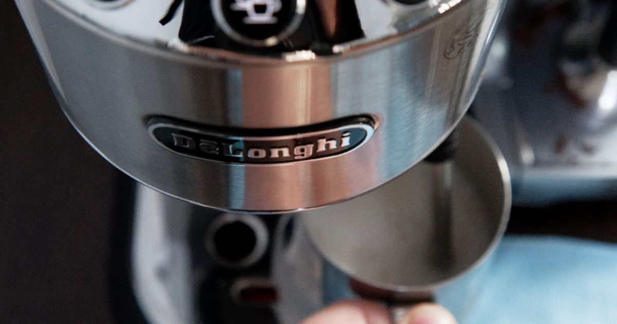 Delonghi Dedica Arte EC885 Espresso Machine: Review & Test 