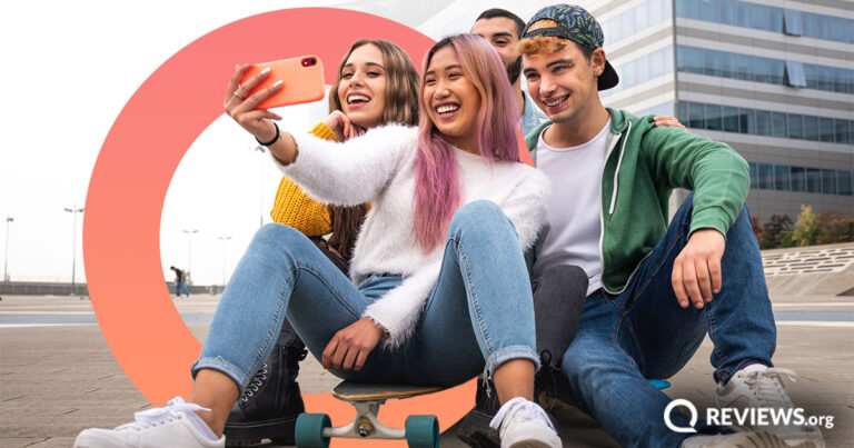 Graphic of four teenagers taking a selfie with their prepaid phone