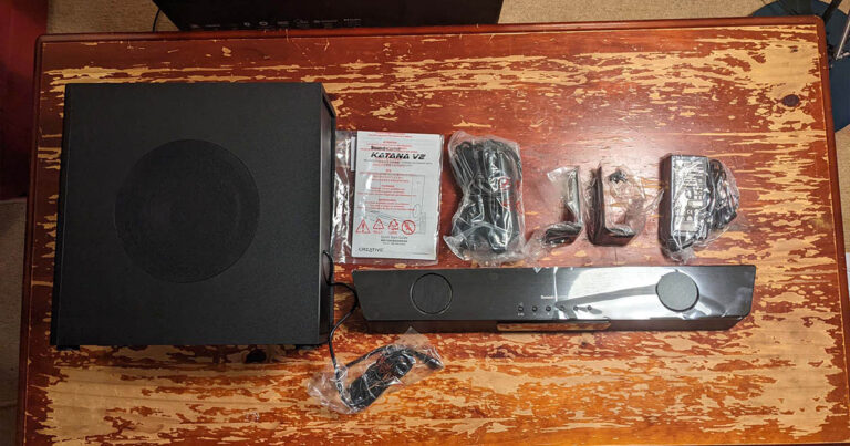 Unboxing the Creative Sound Blaster Katana V2 review
