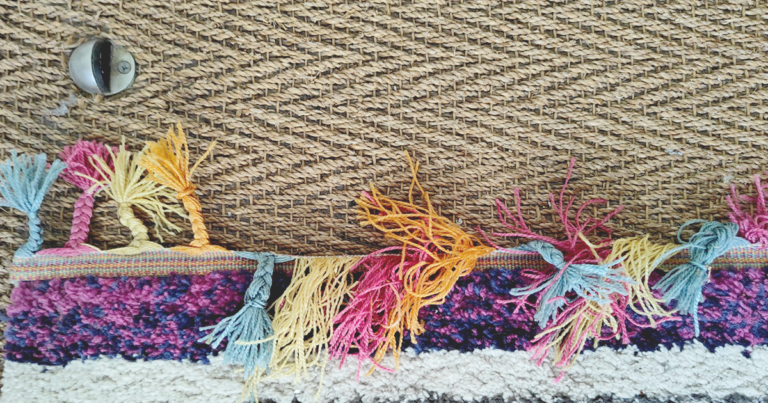 DEEBOT N10 Plus - Colourful rug tassels
