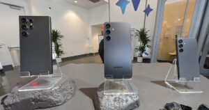 Photograph of the Samsung Galaxy S24 family - Reviews.org/au/