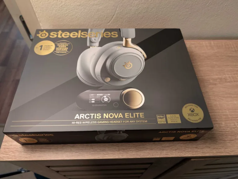 SteelSeries Arctis Nova Elite in a box