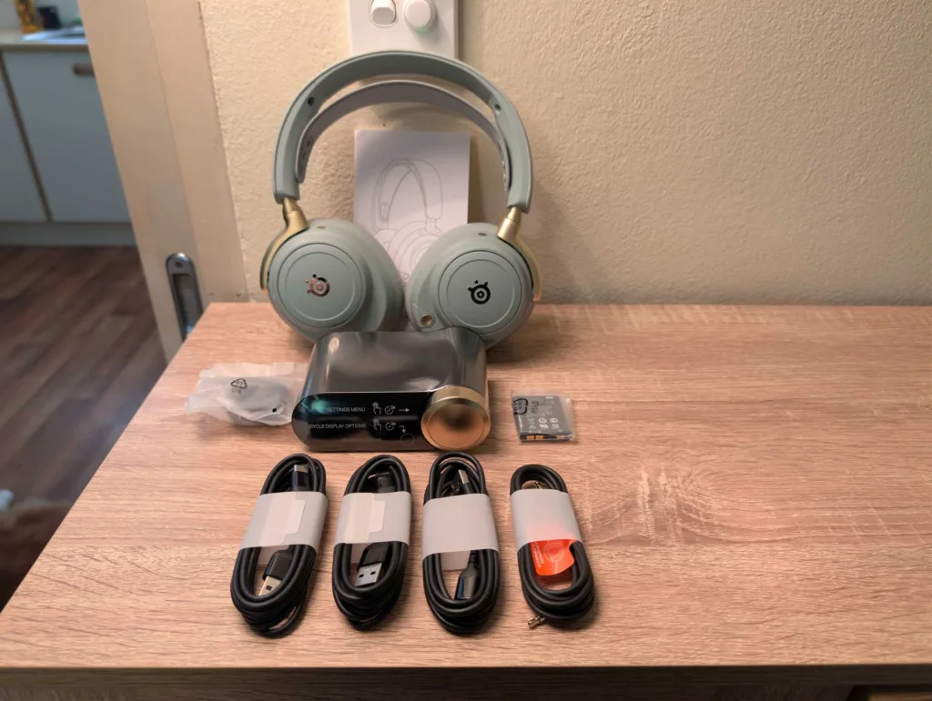 SteelSeries Arctis Nova Elite