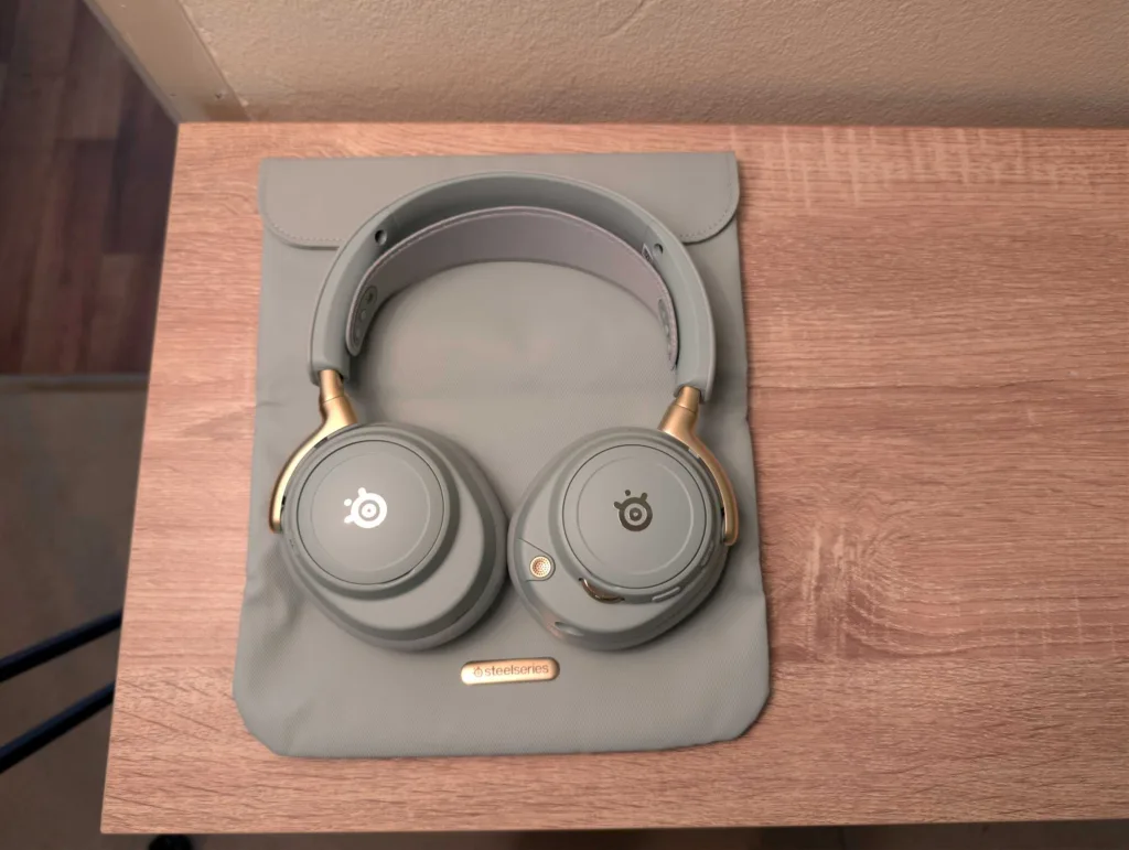 SteelSeries Arctis Nova Elite