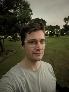 Pixel 10a camera sample photo selfie at night with night mode