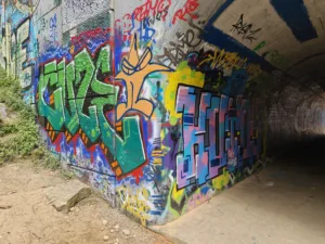OPPO Find N6 - Photo sample - Graffiti