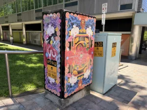 iPhone Duo photo sample of street art